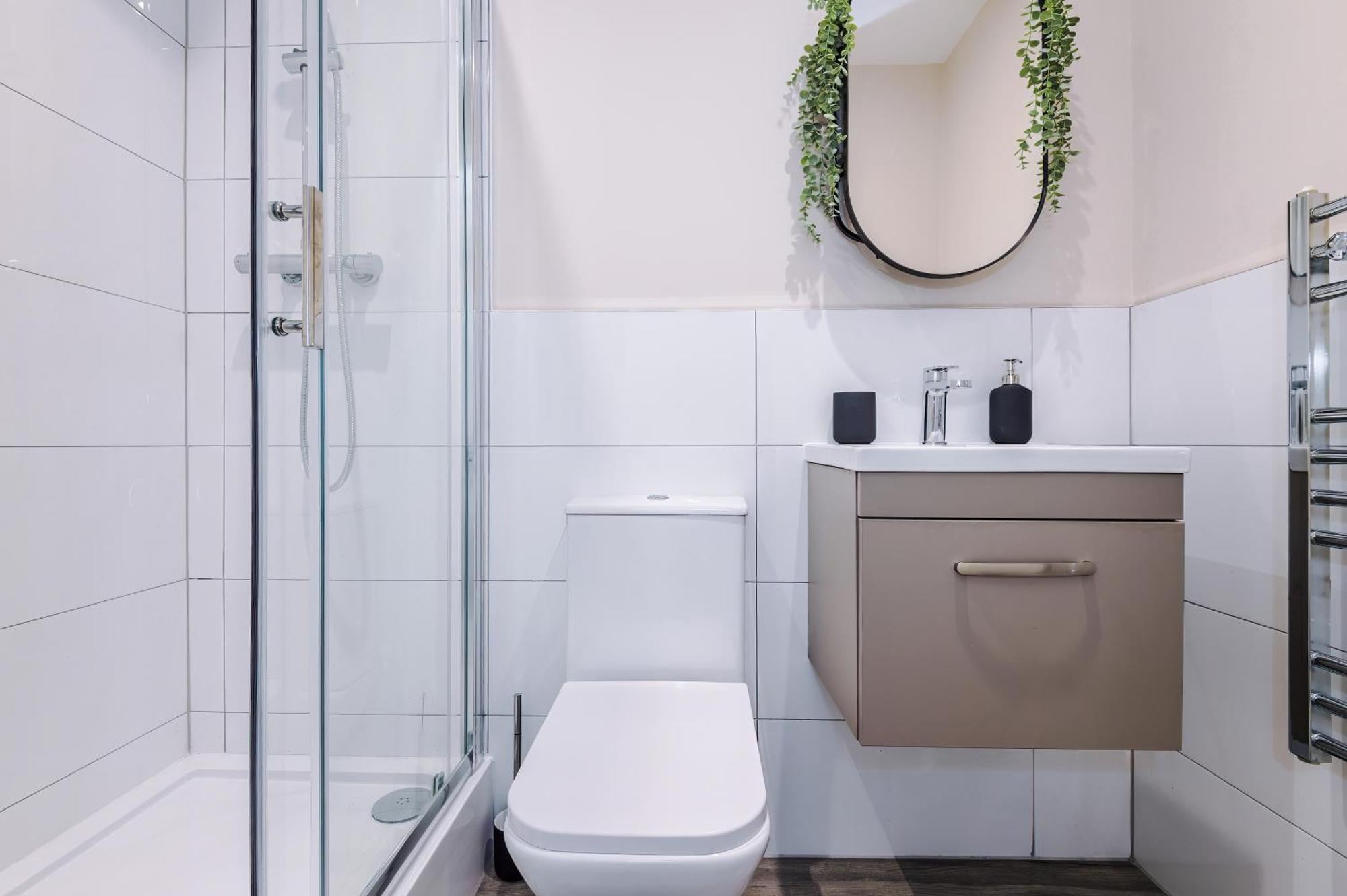 Deluxe New Build 2 Bedroom 2 Bathroom Apartment - Free Secure Parking แมนเชสเตอร์ ภายนอก รูปภาพ